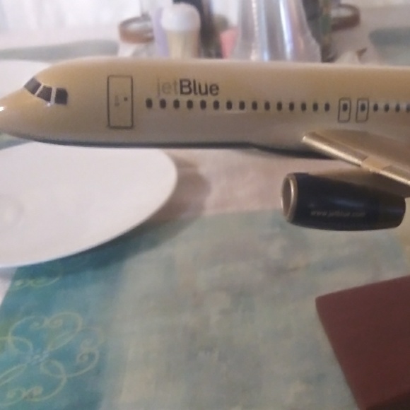 Mini air bus - Picture 4 of 4